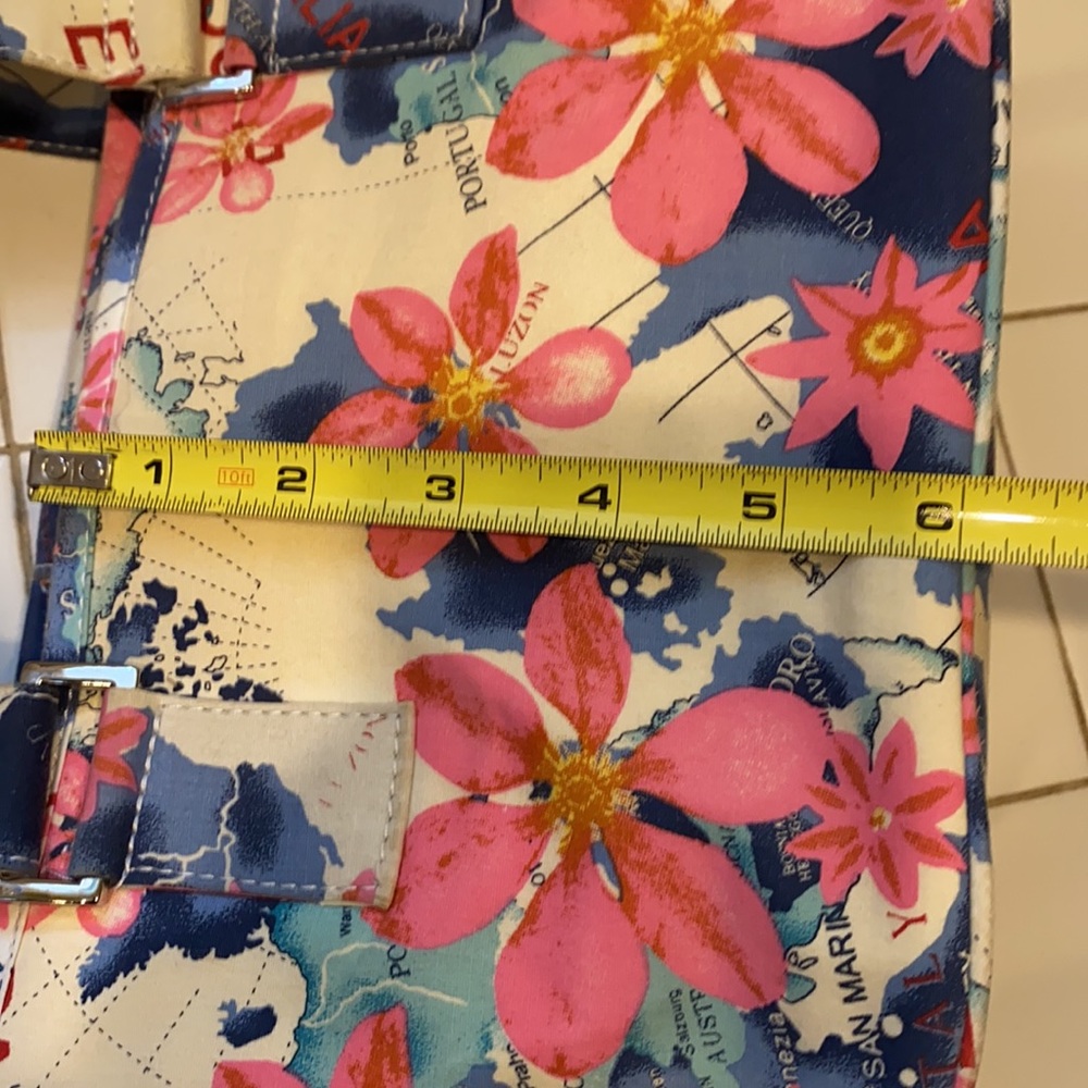 Fossil Canvas Handbag In Good Condition - image 5